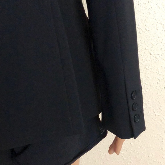 east 5th Blazer - Picture 5 of 9